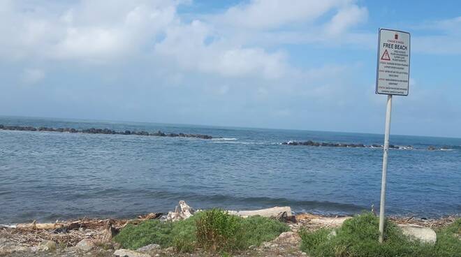 Spiaggia libera vicina a Casa Faci