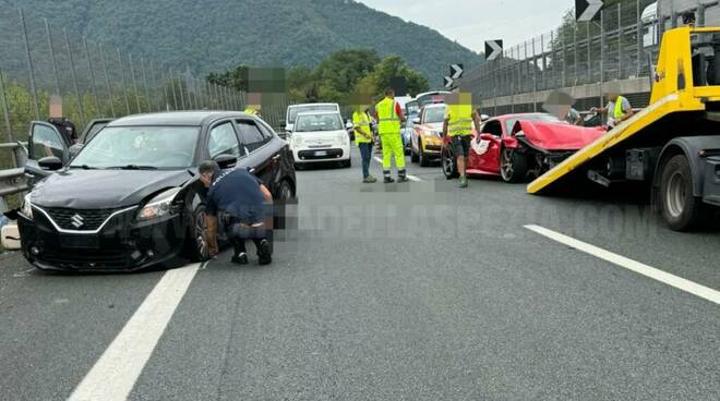 incidente autostrada tra La Spezia Aulla A 15 foto da Città della Spezia