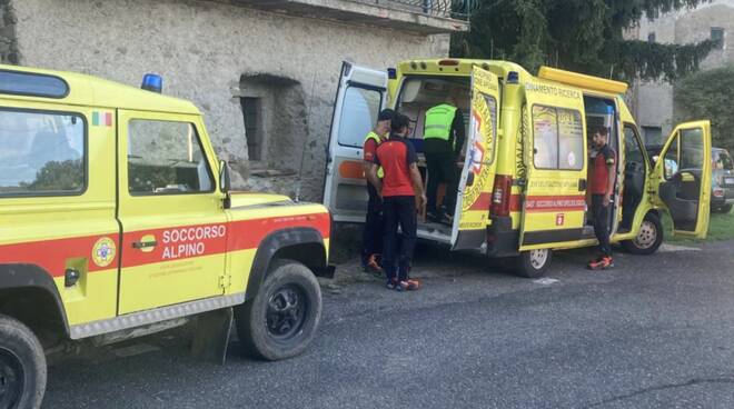 soccorso alpino notte elicottero aeronautica ricerca dispersi sar 09-2024